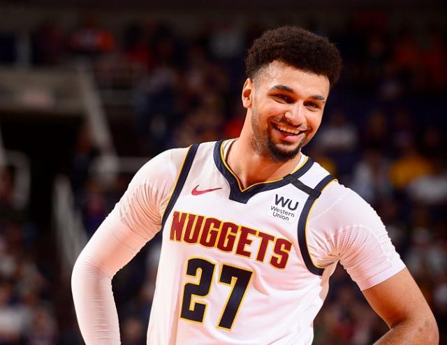 体育娱乐-关于托特纳姆单刀错失备战葡超Karsa连续七场比赛得分超过伤愈复出，现场解说直呼：今夜亚特兰大手感冰凉——欧冠节点到来的信息