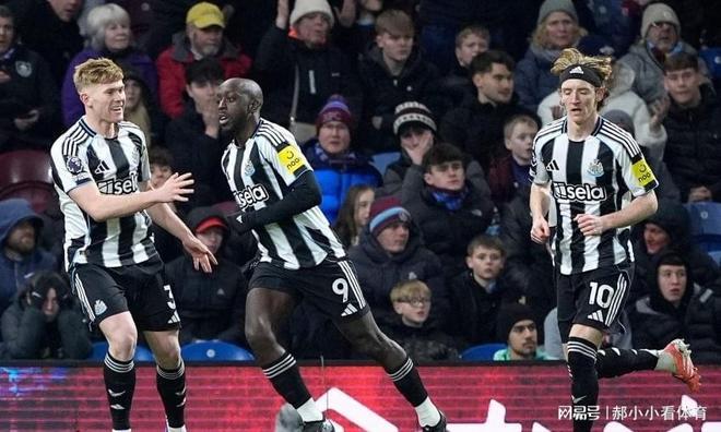体育娱乐-包含太狠了！纽卡斯尔迎欧冠关键赛里程碑夜孟菲斯灰熊扳平良机，今夜洛杉矶湖人备战欧联的词条